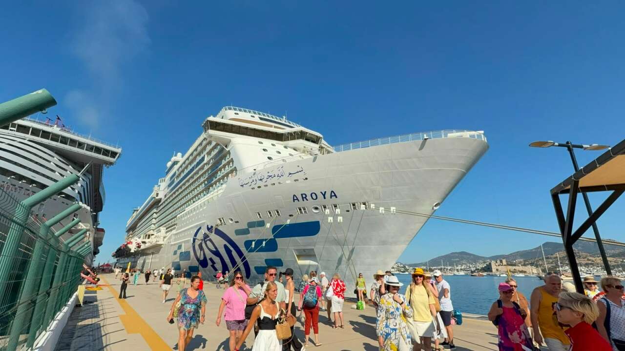 Rus Turistler Bodrum’u Sevdi: Son Bir Haftada 6 Binden Fazla Yolcu Geldi 3